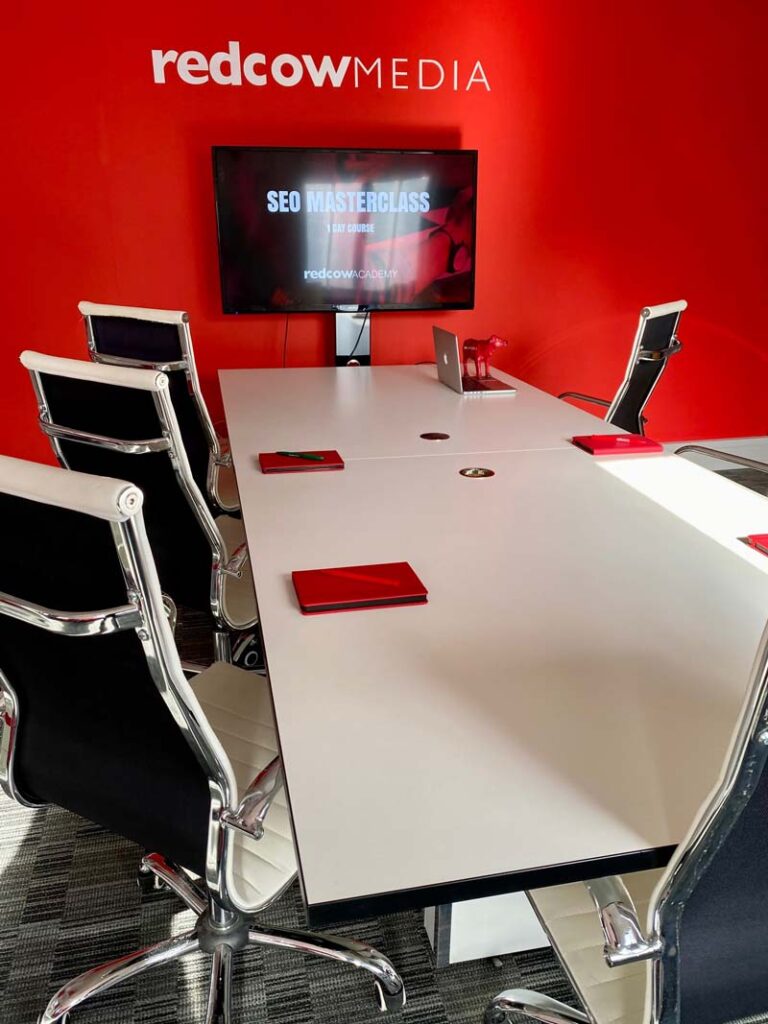 Menggali Potensi Digital Marketing di Manchester: Panduan Lengkap Kursus dan Pilihan Karier